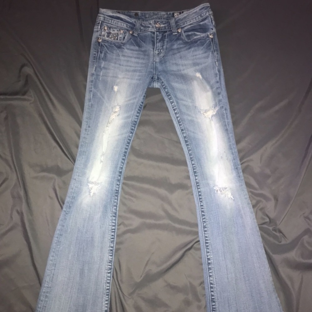MissMe Light-wash Distressed Jeans